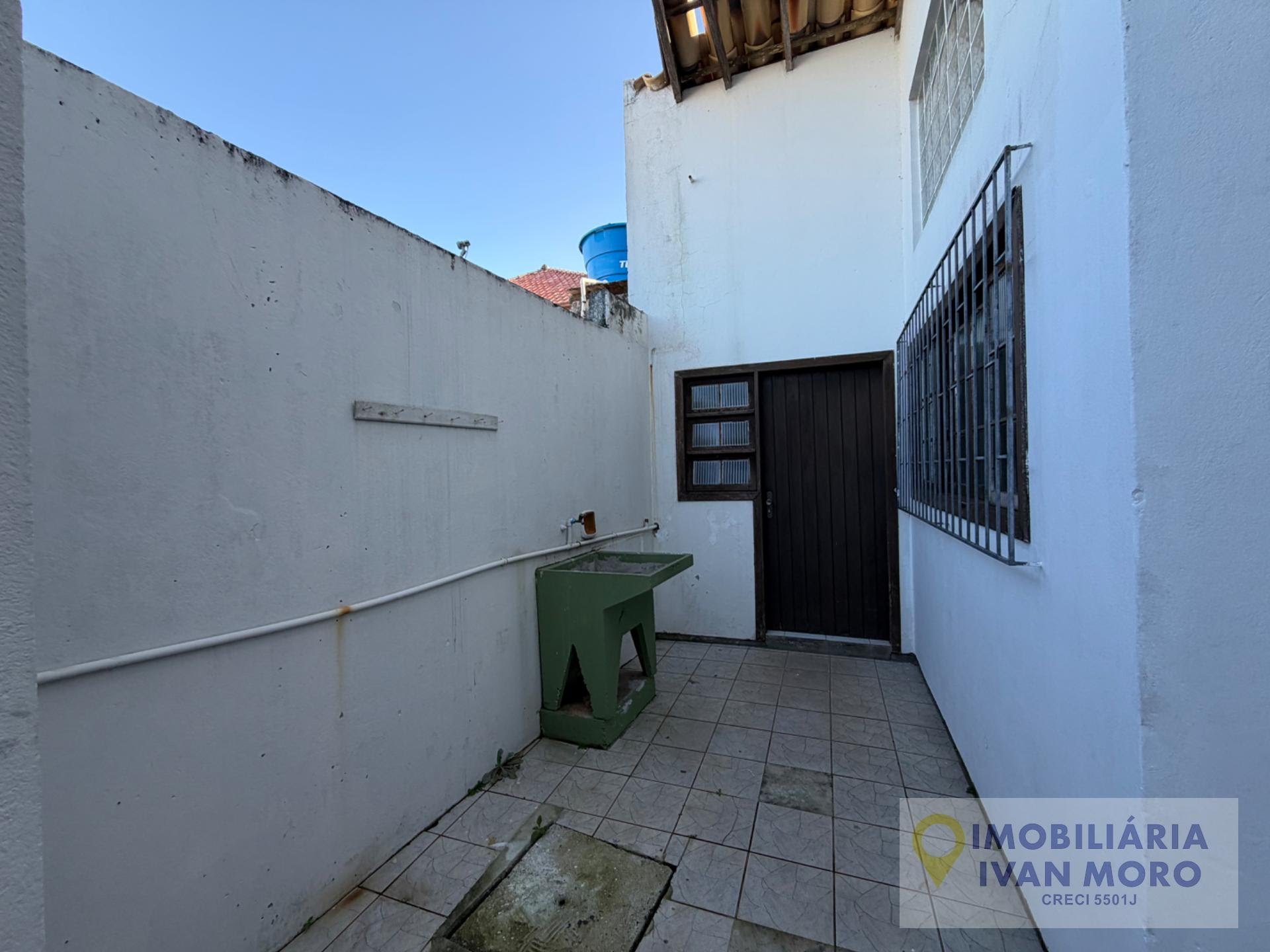 Casa à venda com 4 quartos, 2 suítes, 2 vagas e 180m² no Daniela, Florianópolis (SC) — foto 24 de 27