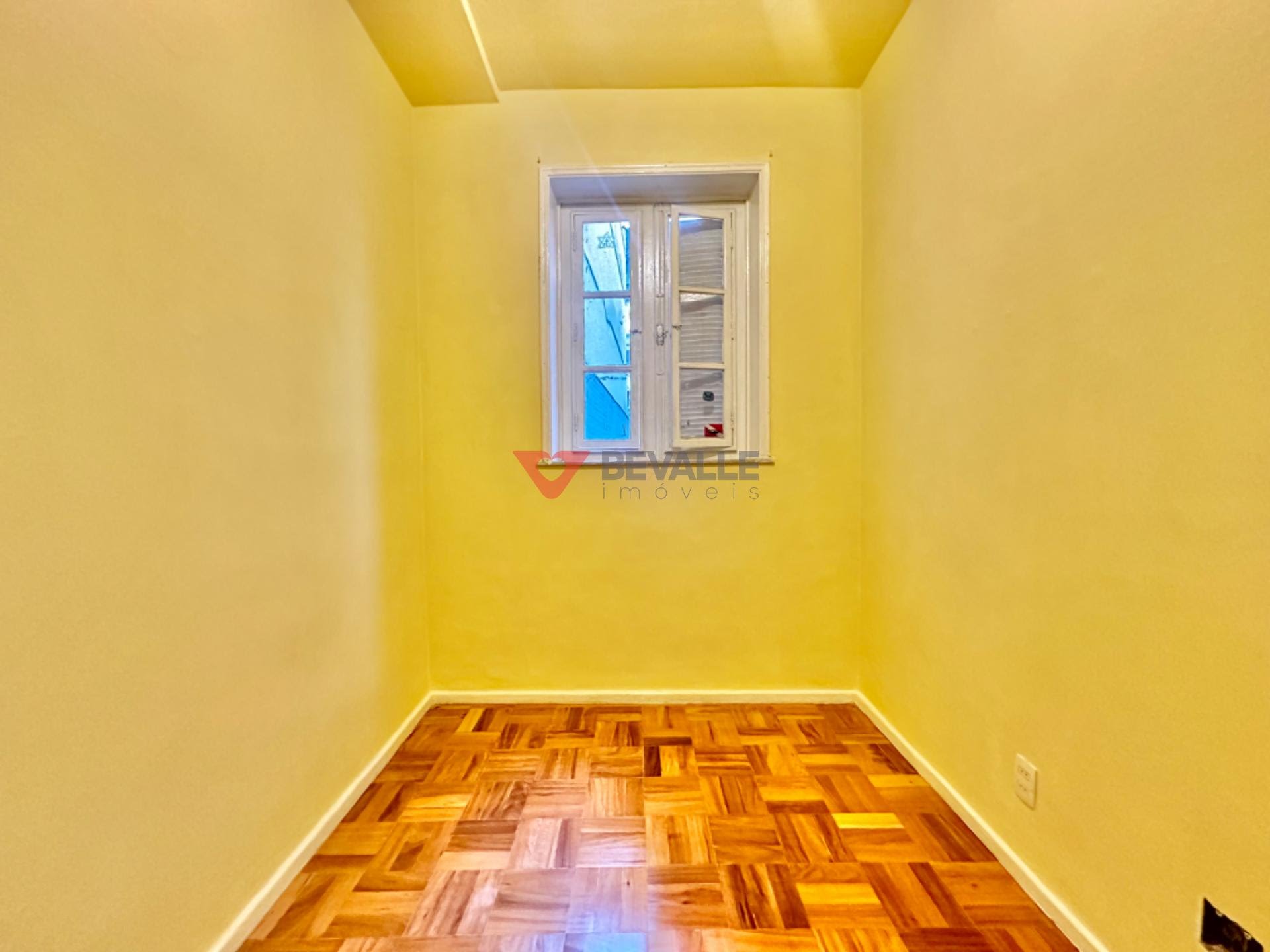 Apartamento à venda com 4 quartos, 1 suíte, 1 vaga e 130m² no Leblon, Rio de Janeiro (RJ) — foto 27 de 30