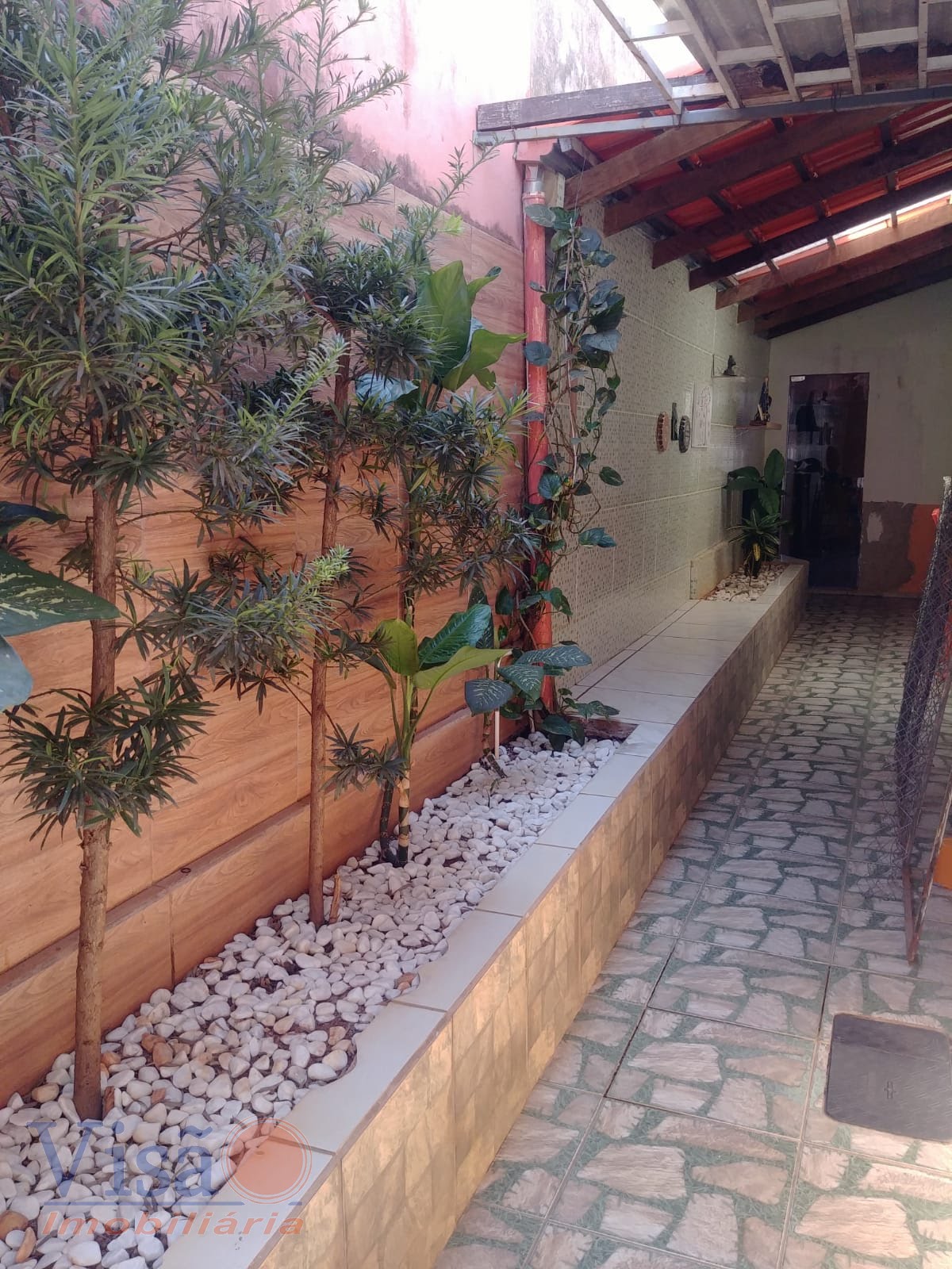 Casa à venda com 3 quartos, 1 suíte, 2 vagas e 150m² no Novo Horizonte, Paracatu (MG) — foto 29 de 30