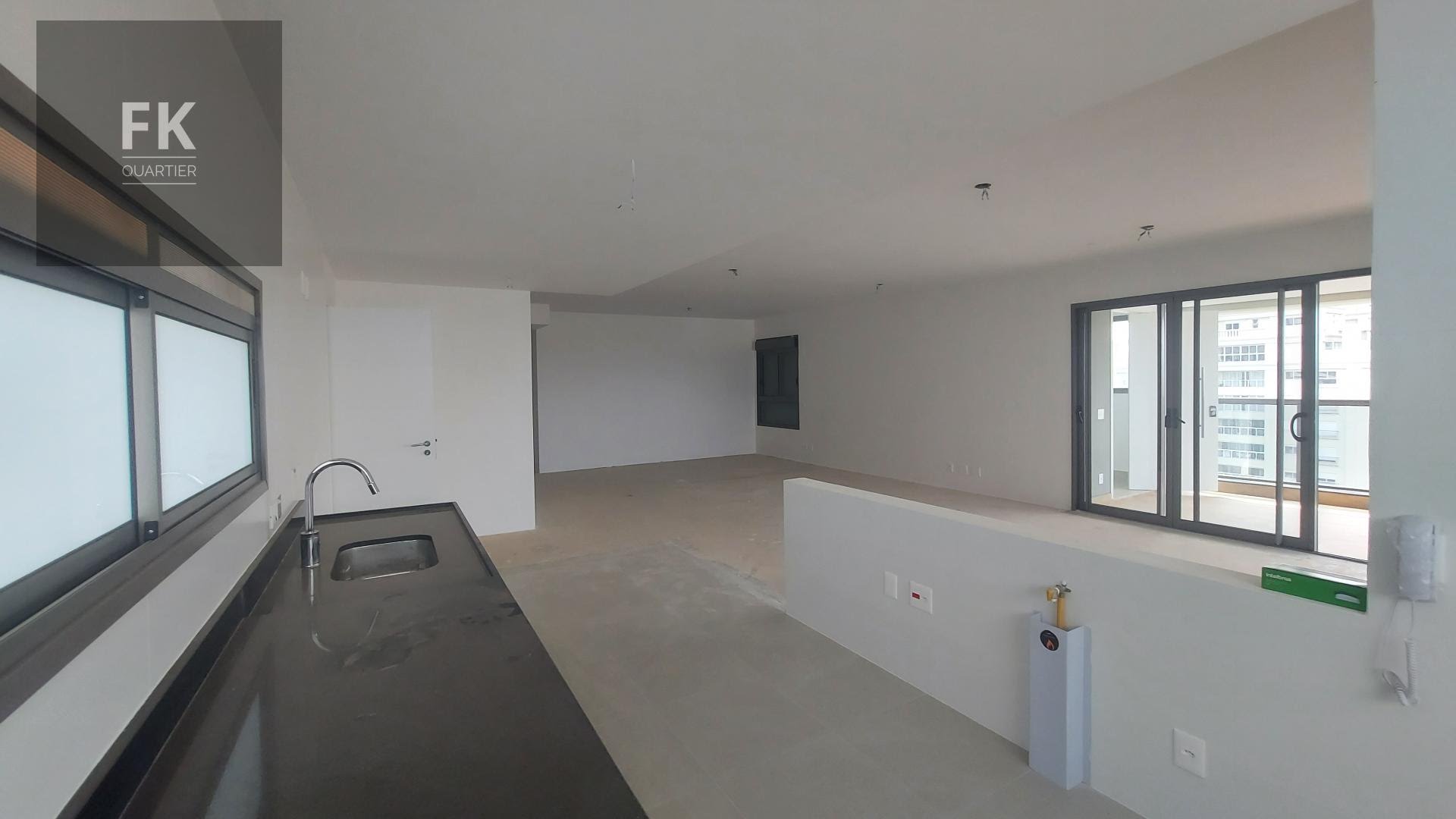 Apartamento à venda com 3 quartos, 3 suítes, 4 vagas e 239m² no Alphaville, Barueri (SP) — foto 24 de 30