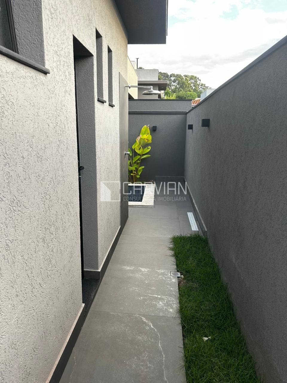 Casa à venda com 3 quartos, 3 suítes, 4 vagas e 144m² no Jardim Valencia, Ribeirão Preto (SP) — foto 18 de 24