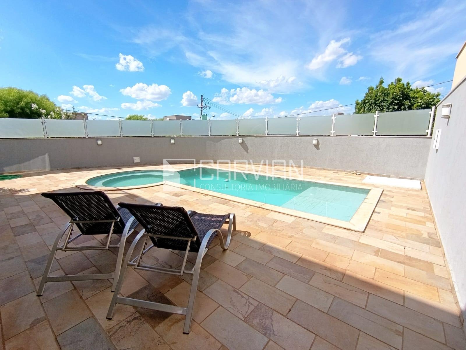 Casa à venda com 3 quartos, 3 suítes, 5 vagas e 255m² no Bonfim Paulista, Ribeirão Preto (SP) — foto 17 de 30