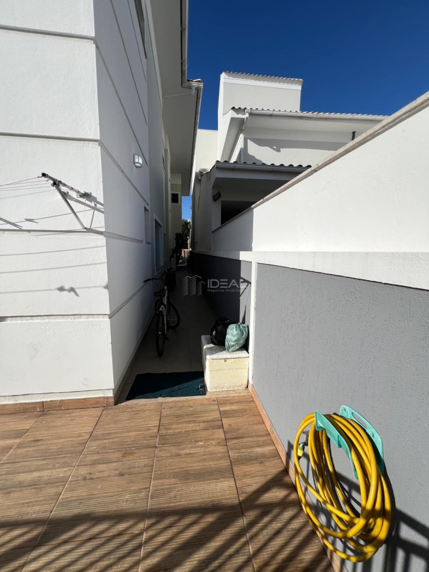Casa à venda com 5 quartos, 4 suítes, 4 vagas e 330m² no Parque Santo Amaro, Campos dos Goytacazes (RJ) — foto 30 de 30