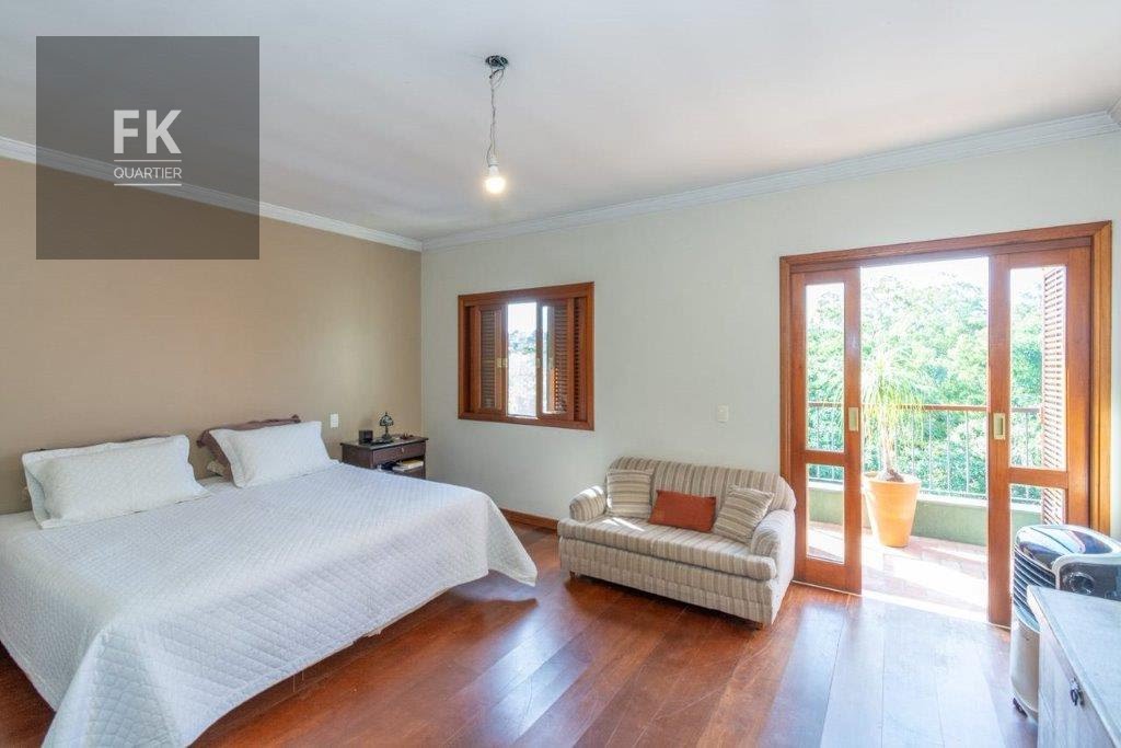 Casa à venda com 4 quartos, 4 suítes, 4 vagas e 620m² no Residencial Euroville, Carapicuíba (SP) — foto 19 de 30