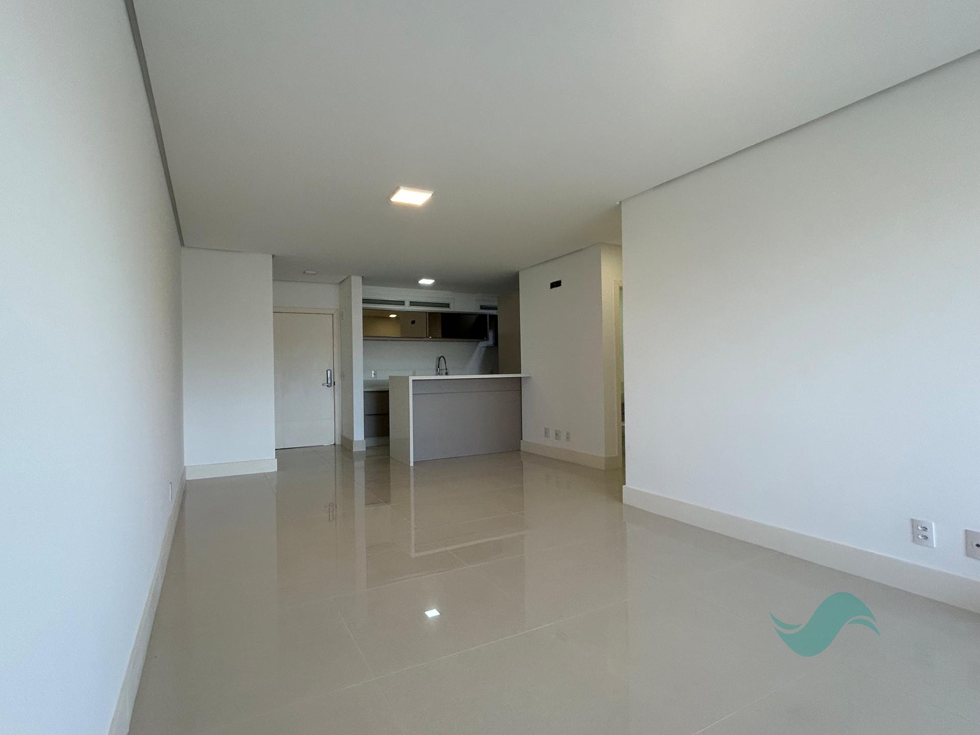Apartamento à venda com 3 suítes, 2 vagas e 125m² no Jurerê, Florianópolis (SC) — foto 2 de 19