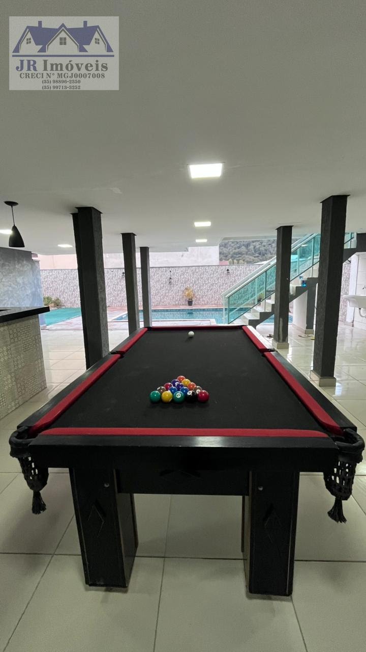 Casa à venda com 4 quartos, 2 banheiros, 1 vaga e 294m² no Centro, Piranguinho (MG) — foto 11 de 21