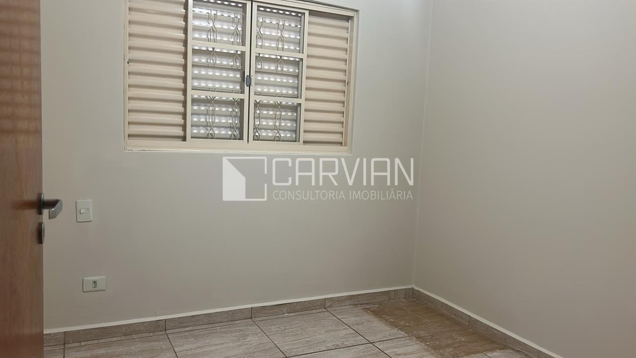 Casa à venda com 3 quartos, 1 suíte, 8 vagas e 160m² no Parque Residencial Candido Portinari, Ribeirão Preto (SP) — foto 12 de 25