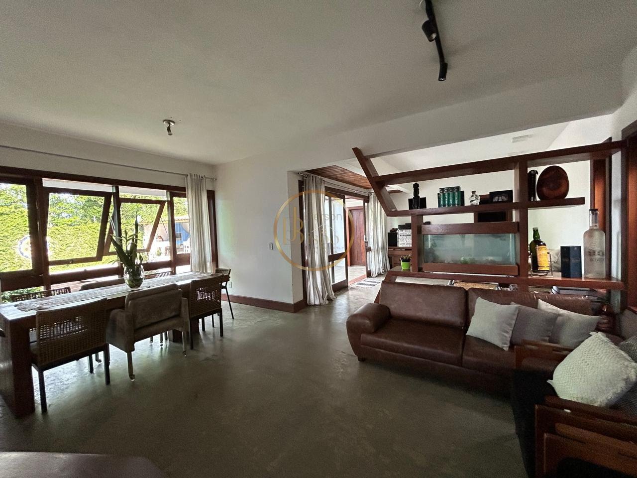 Casa para alugar com 4 quartos, 4 suítes, 5 vagas e 380m² no Alto Mundaí, Porto Seguro (BA) — foto 11 de 18