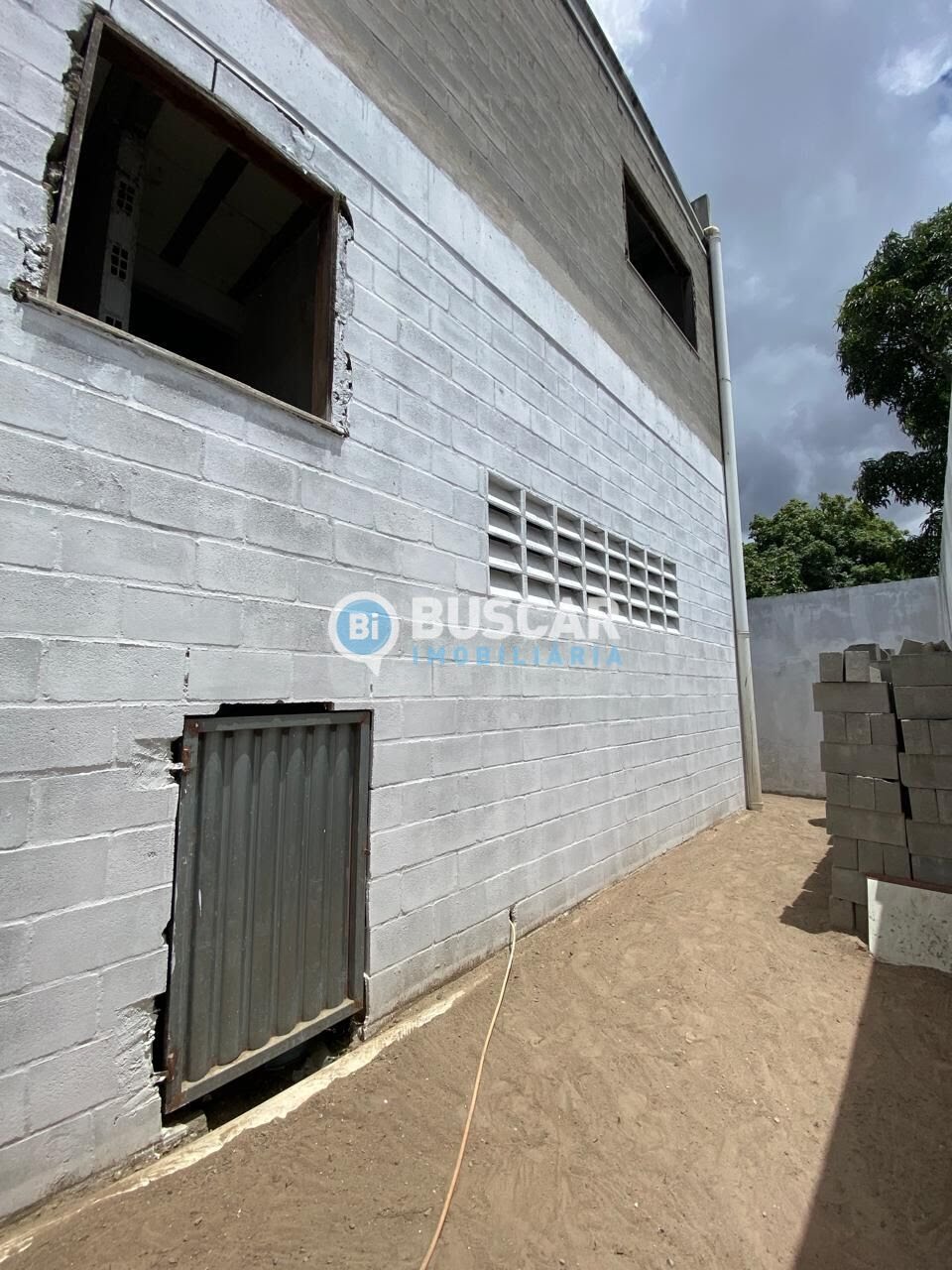 Comercial à venda com 2 banheiros, 2 vagas e 300m² no Conceição, Feira de Santana (BA) — foto 22 de 30