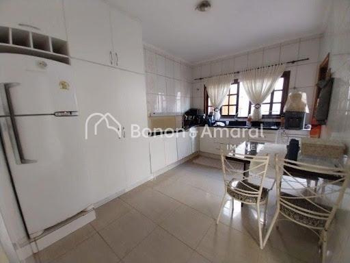 Casa, 3 quartos, 182 m² - Foto 1