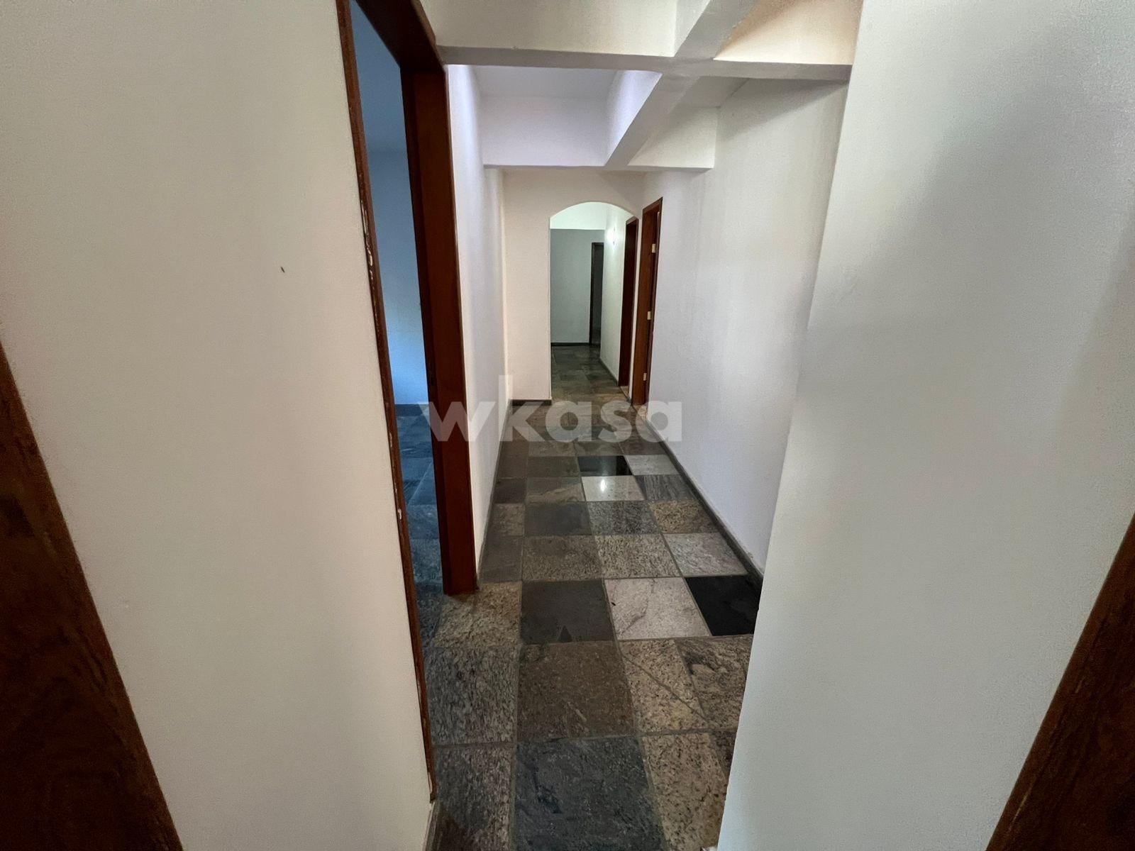 Comercial à venda com 6 banheiros, 1 vaga e 600m² no Parque Residencial Laranjeiras, Serra (ES) — foto 10 de 30