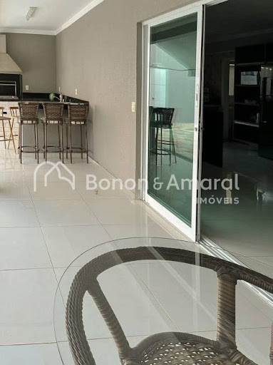 Casa, 3 quartos, 250 m² - Foto 22