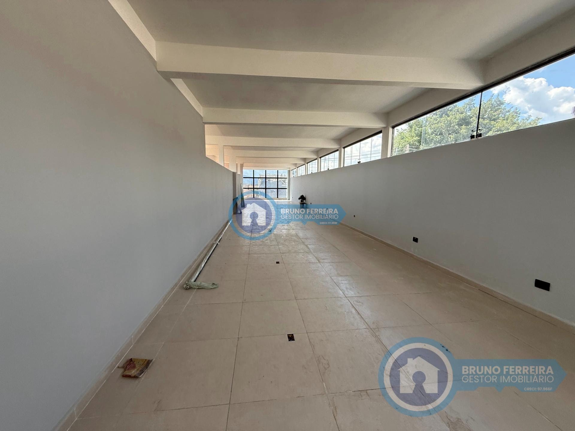 Comercial à venda com 9 banheiros, 3 vagas e 710m² no Vila Rosalia, Guarulhos — foto principal