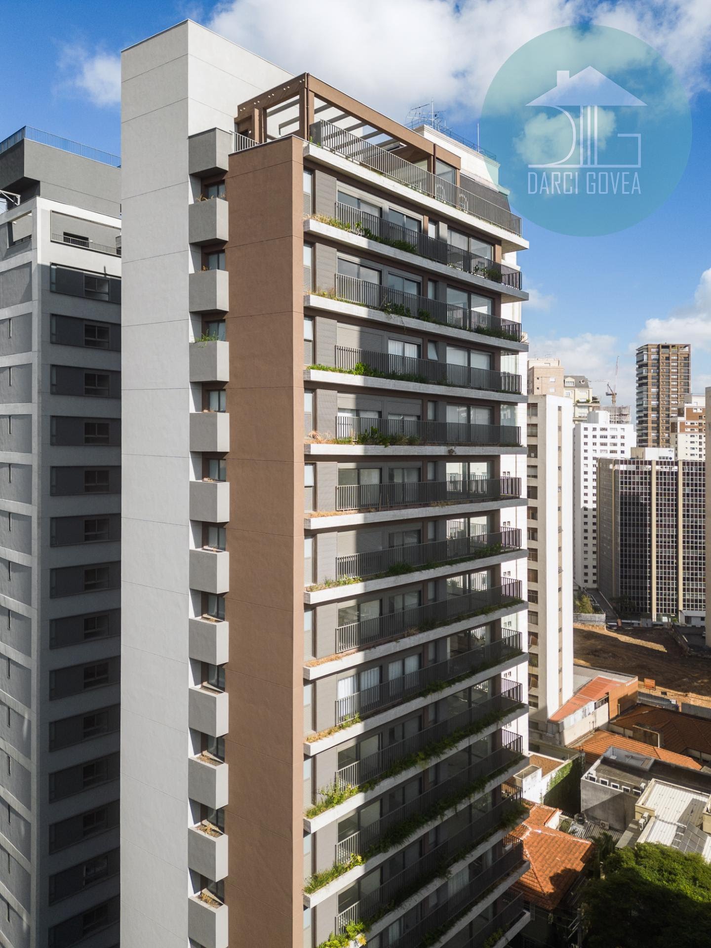 Apartamento à venda com 2 quartos, 2 banheiros, 2 vagas e 303m² no Vila Nova Conceição, São Paulo — foto principal