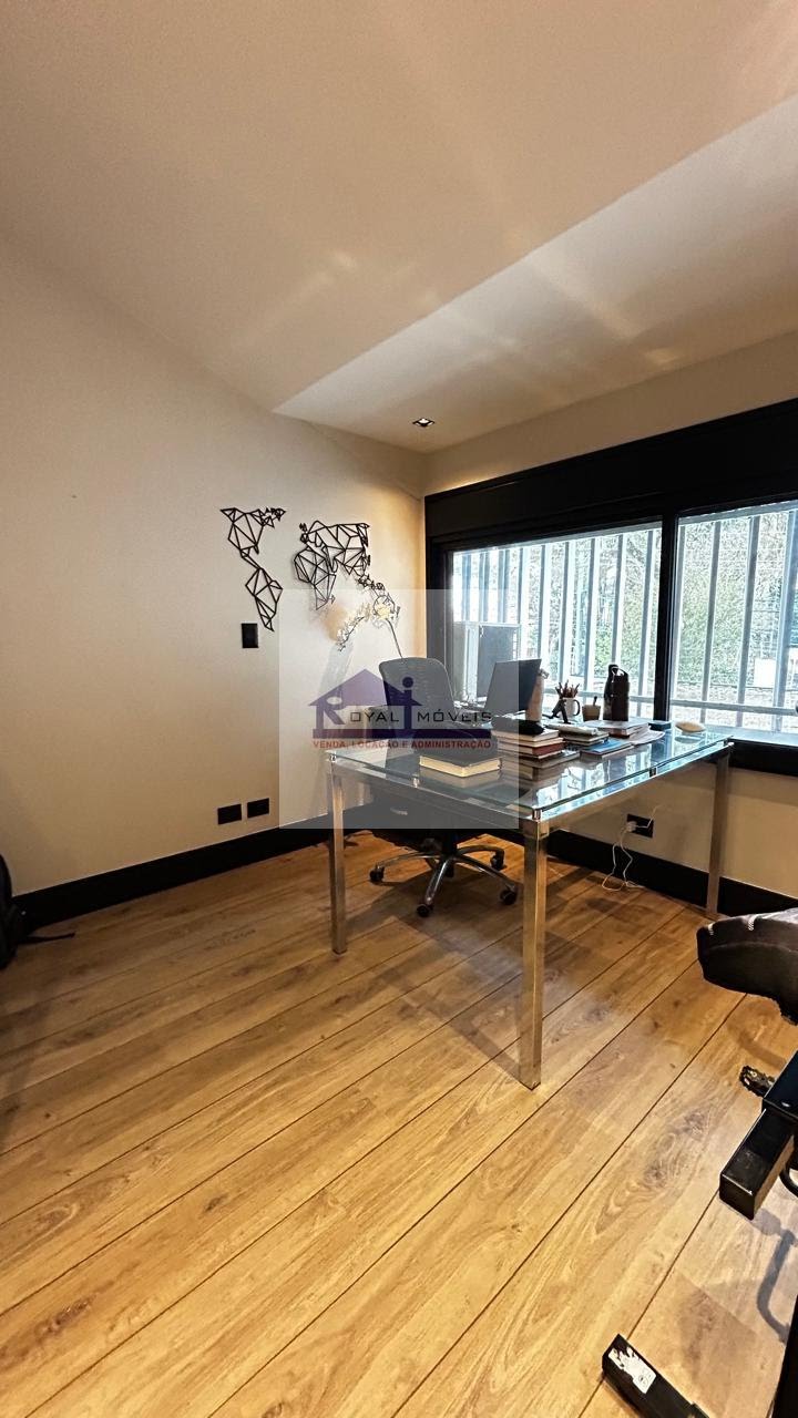 Casa à venda com 4 quartos, 3 suítes, 6 vagas e 550m² no Planalto Paulista, São Paulo (SP) — foto 17 de 27