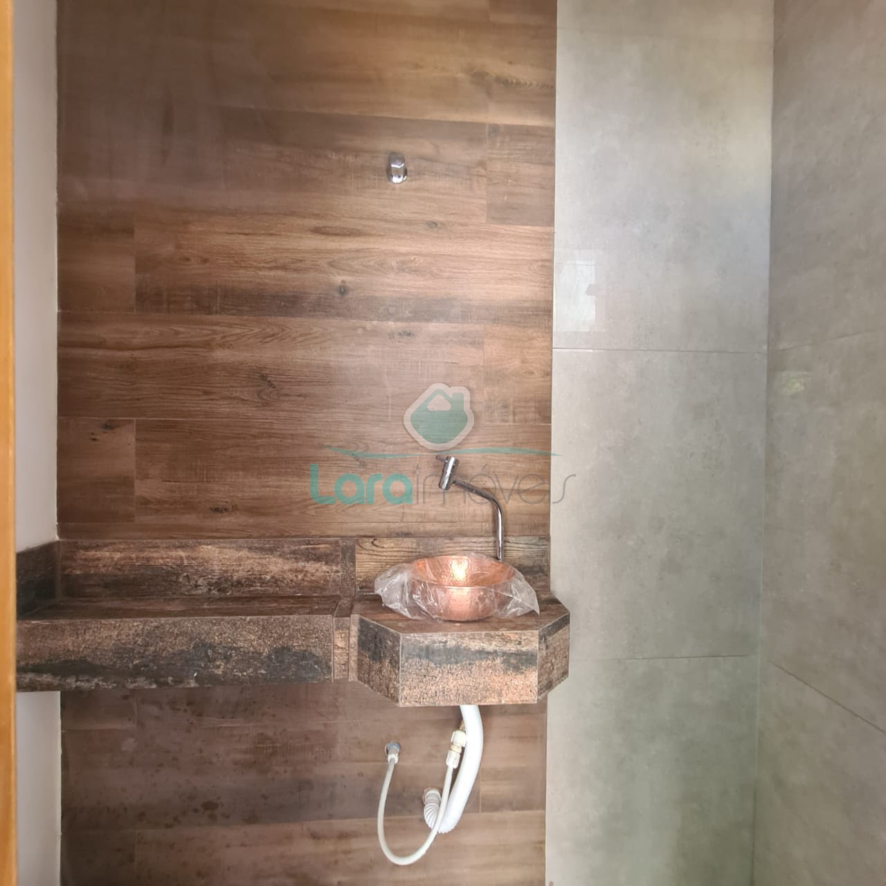 Casa à venda com 4 quartos, 3 suítes, 2 vagas e 240m² no Lagoa, Macaé (RJ) — foto 16 de 17