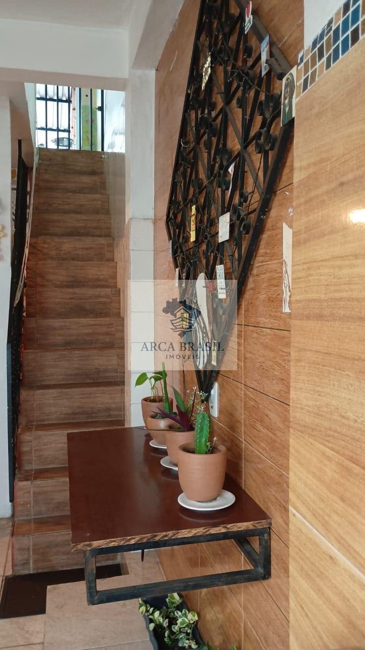 escada para 2 piso