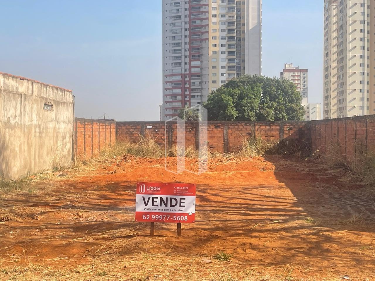 Terreno à venda com 370m² de terreno no Parque Amazônia, Goiânia — foto principal