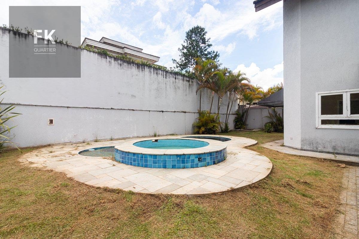 Casa à venda com 4 quartos, 4 suítes, 6 vagas e 415m² no Residencial Morada dos Lagos, Barueri (SP) — foto 9 de 29