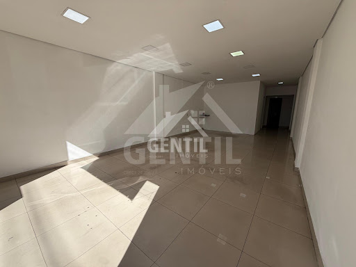 Salão Comercial de 60m² na Av. Tenente Marques - Polvilho