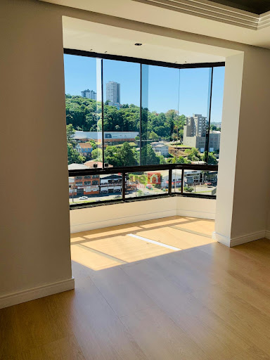Apartamento no Salgado Filho - 1 Suíte - 3 Dormitórios 