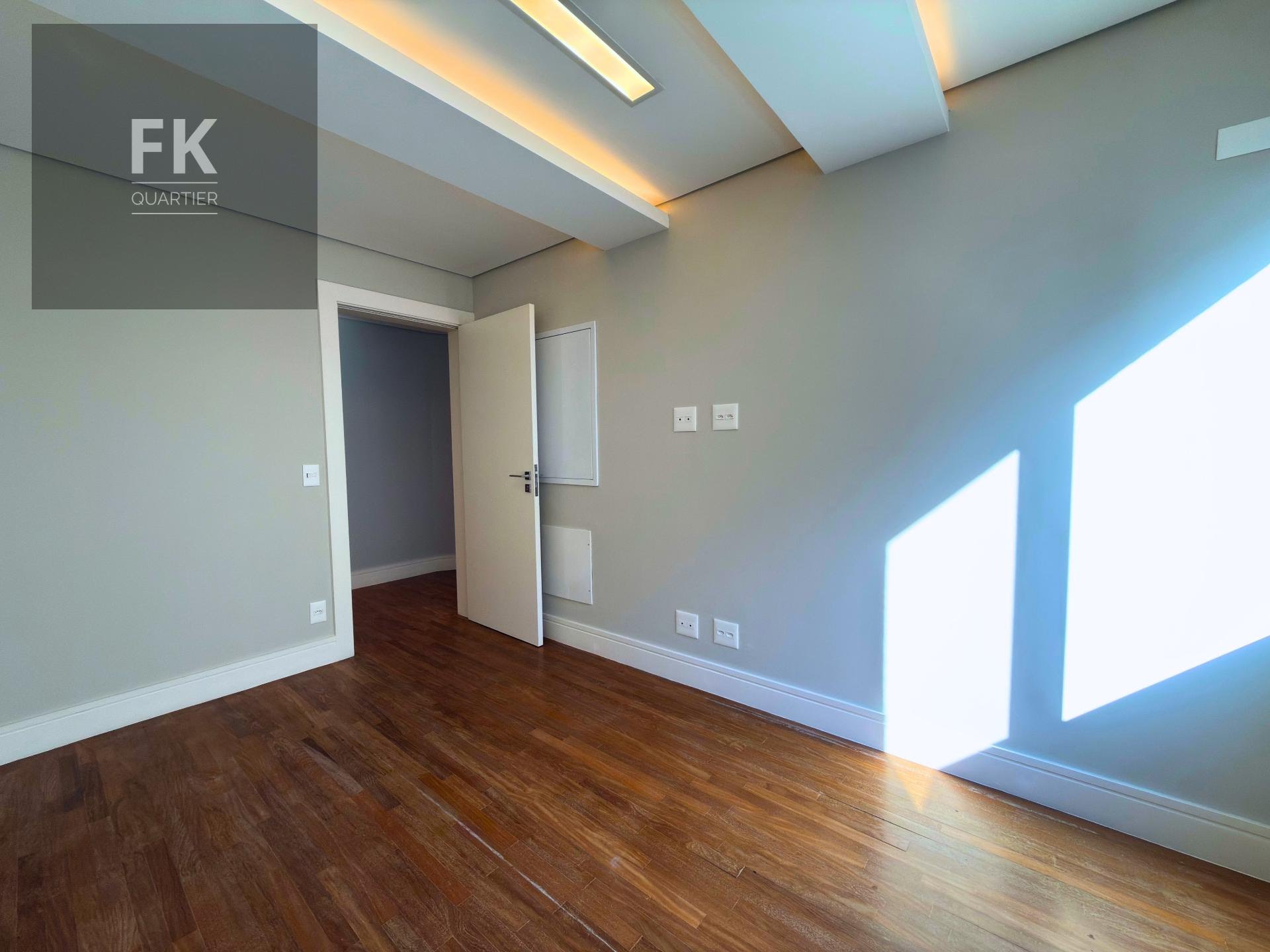Casa à venda com 4 quartos, 4 suítes, 5 vagas e 600m² no Alphaville Residencial Zero, Barueri (SP) — foto 21 de 30