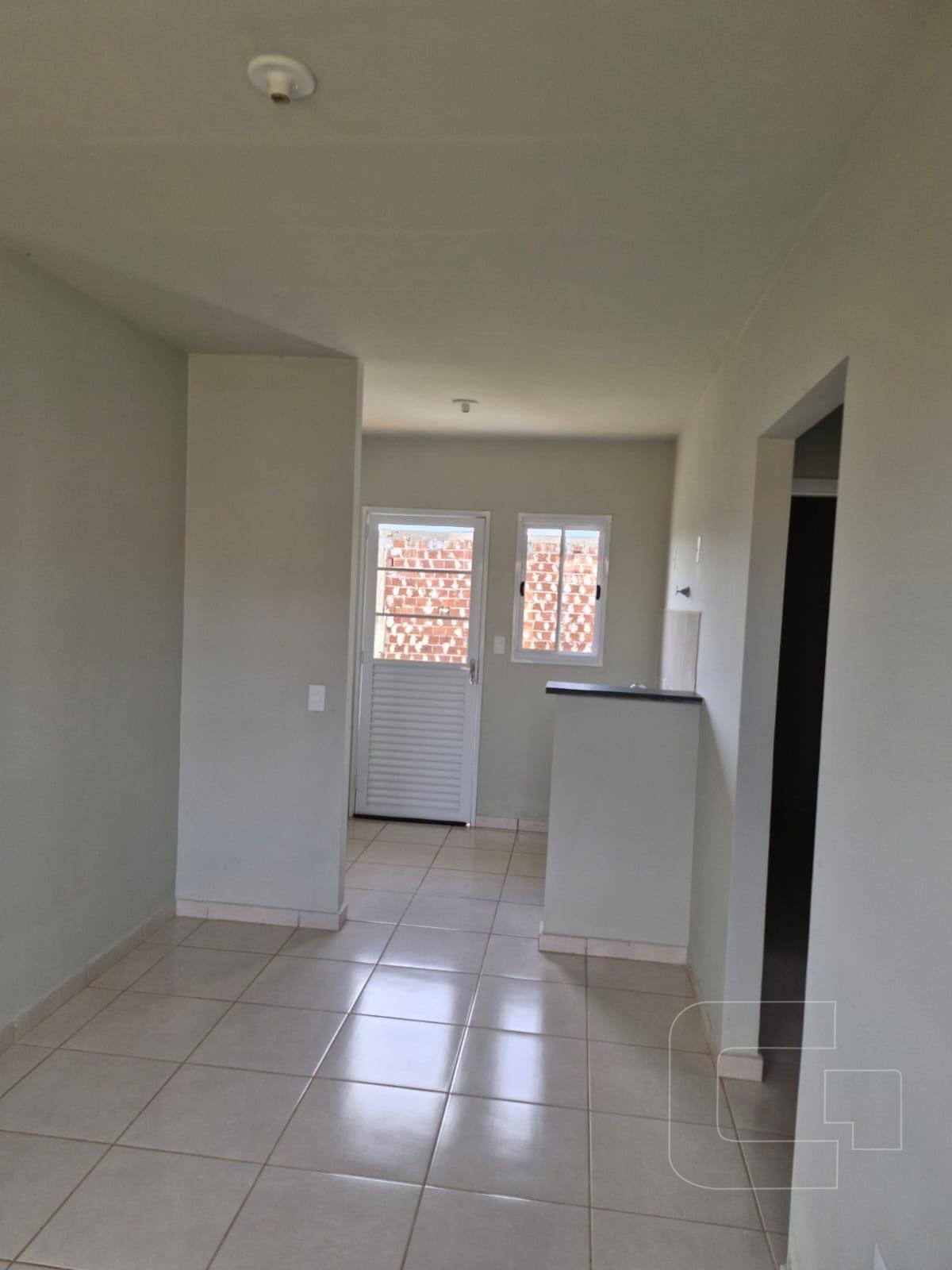 Casa à venda com 2 quartos, 1 banheiro e 1m² no Conjunto Bem Viver, Arapongas (PR) — foto 2 de 12