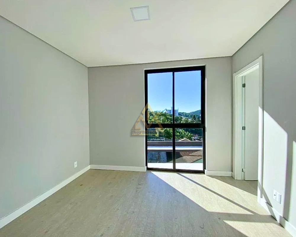 Casa à venda com 3 quartos, 1 suíte, 2 vagas e 92m² no Vila Nova, Blumenau (SC) — foto 9 de 12
