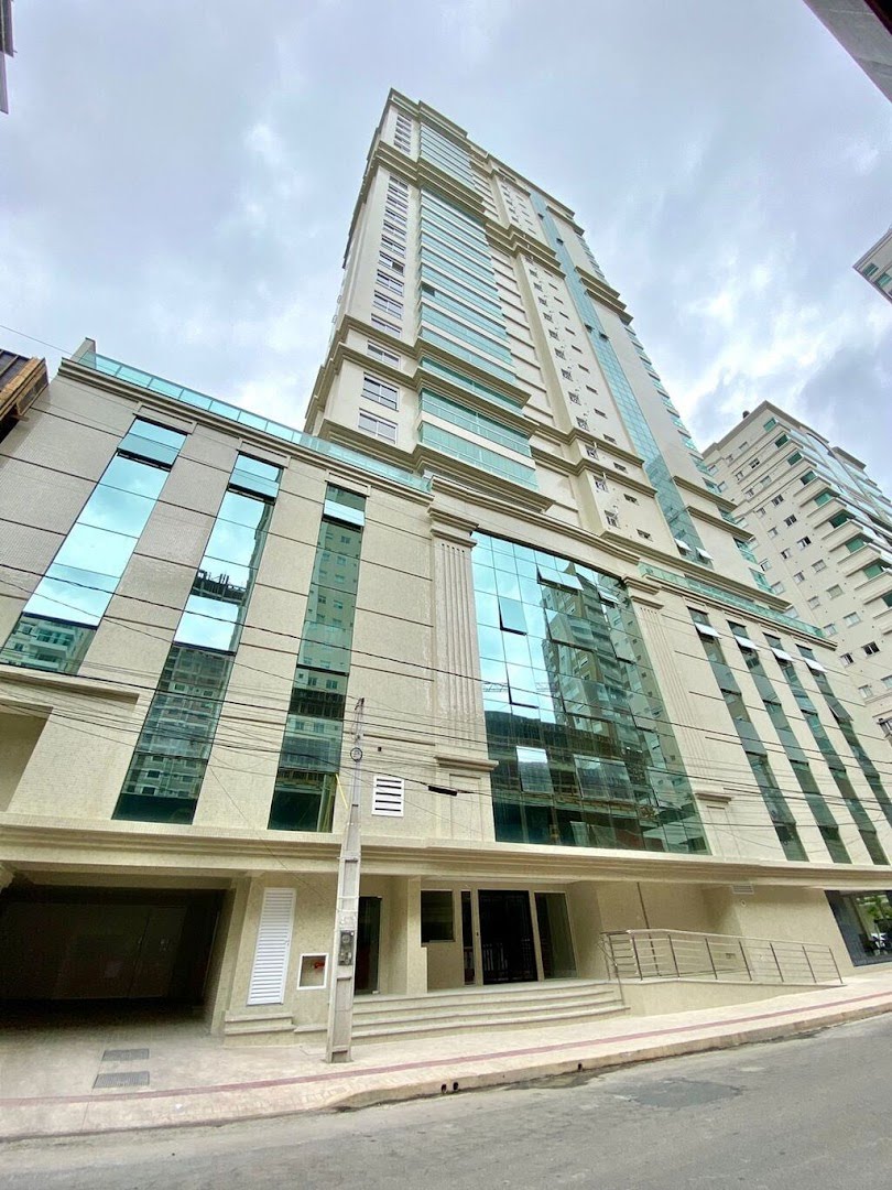 Apartamento à venda com 3 quartos, 3 suítes, 2 vagas e 175m² no Meia Praia, Itapema (SC) — foto 15 de 18