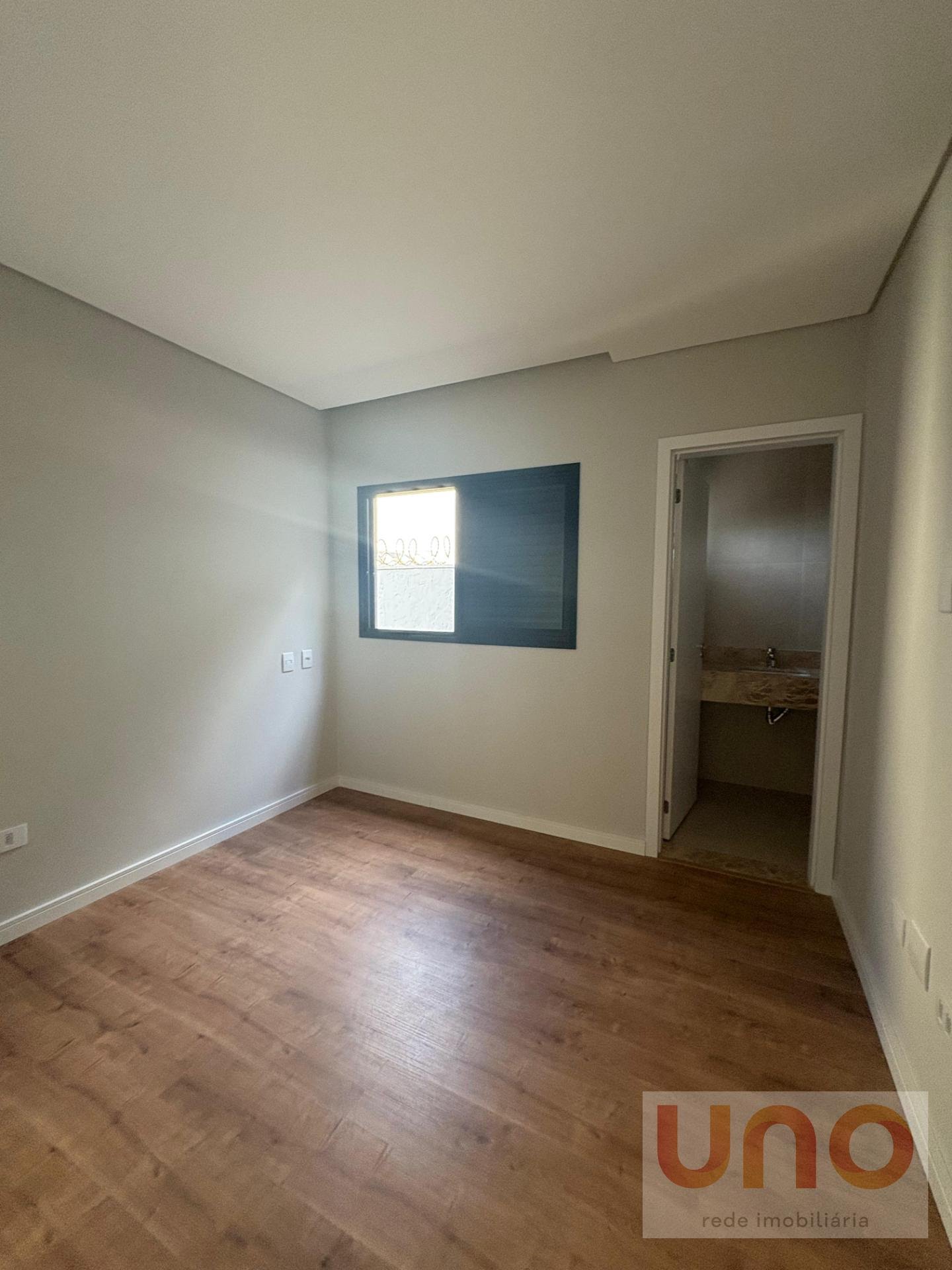 Casa à venda com 3 suítes, 2 vagas e 140m² no Carandá Bosque, Campo Grande (MS) — foto 8 de 10
