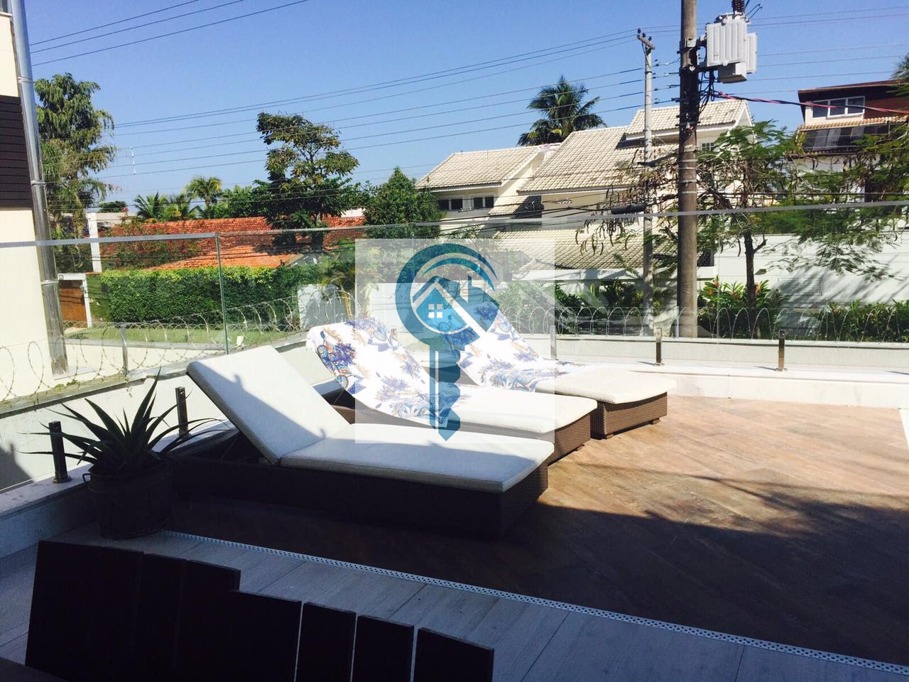 varanda com piscina privativa
