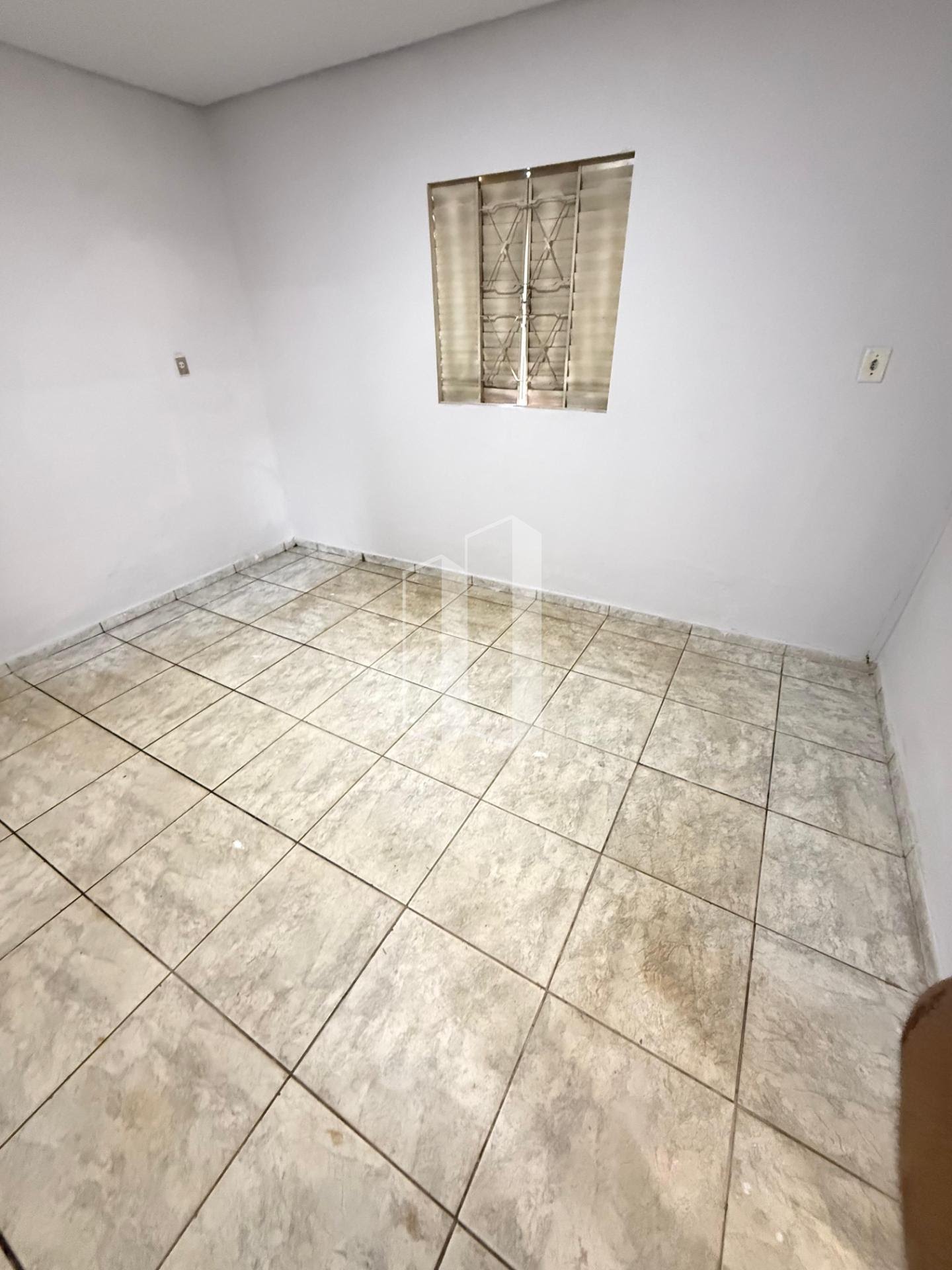 Casa para alugar com 3 quartos, 1 banheiro, 2 vagas e 80m² no Parque Oeste Industrial, Goiânia (GO) — foto 8 de 12