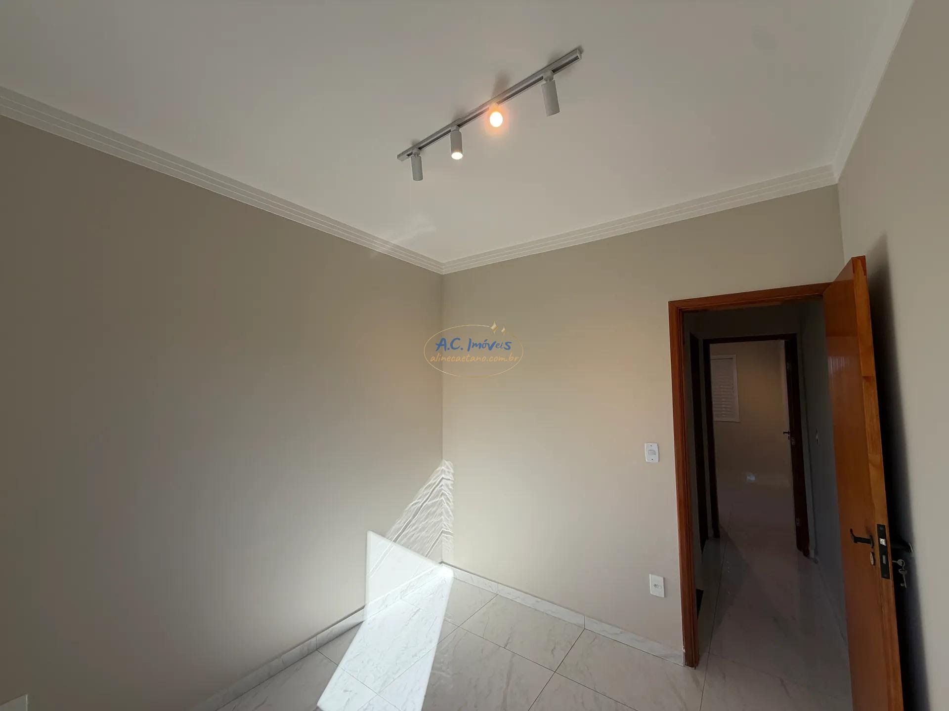 Casa à venda com 3 quartos, 1 suíte, 1 vaga e 59m² no Sítio do Campo, Praia Grande (SP) — foto 4 de 26