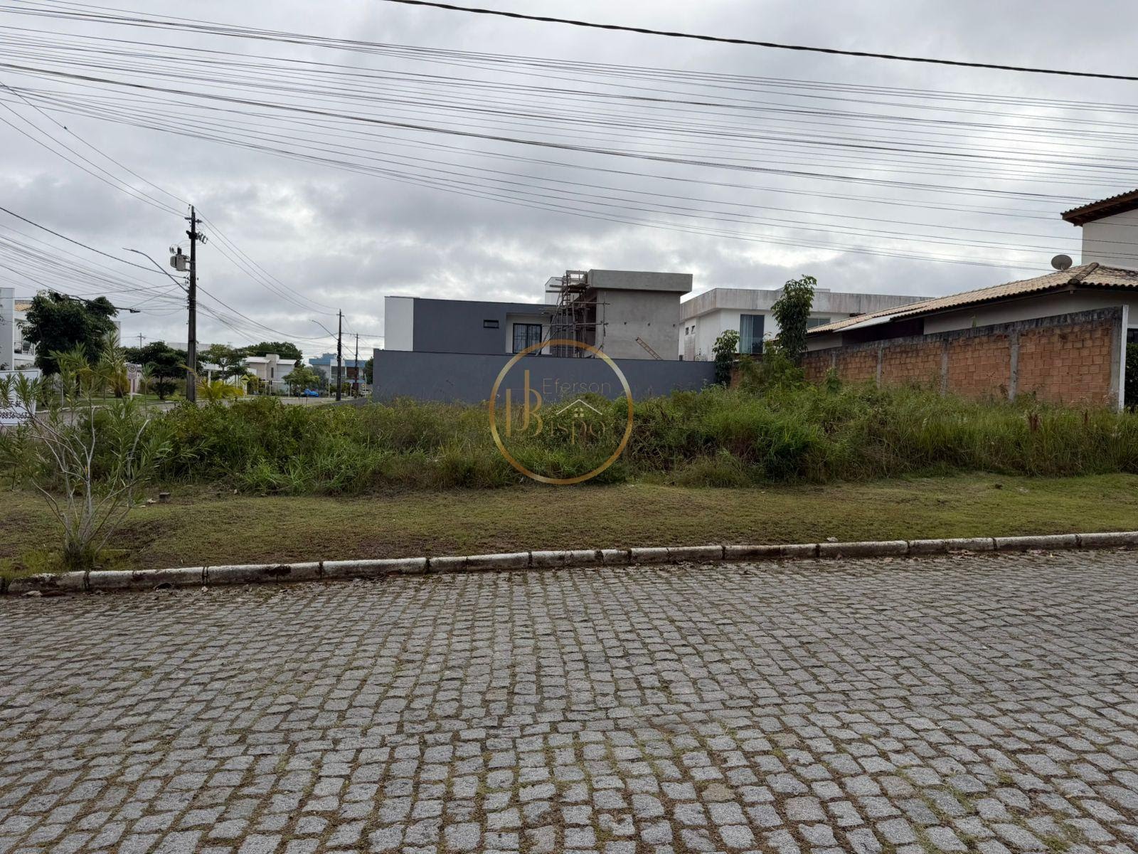 Terreno à venda com 694m² de terreno no Outeiro São Francisco, Porto Seguro — foto principal