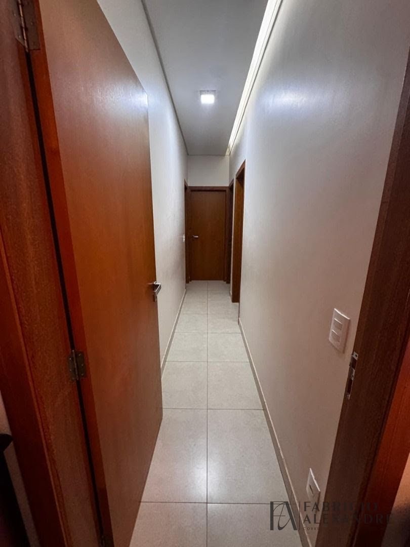 Casa à venda com 3 quartos, 1 suíte, 2 vagas e 390m² no Residencial Santa Cruz, São José do Rio Preto (SP) — foto 19 de 24