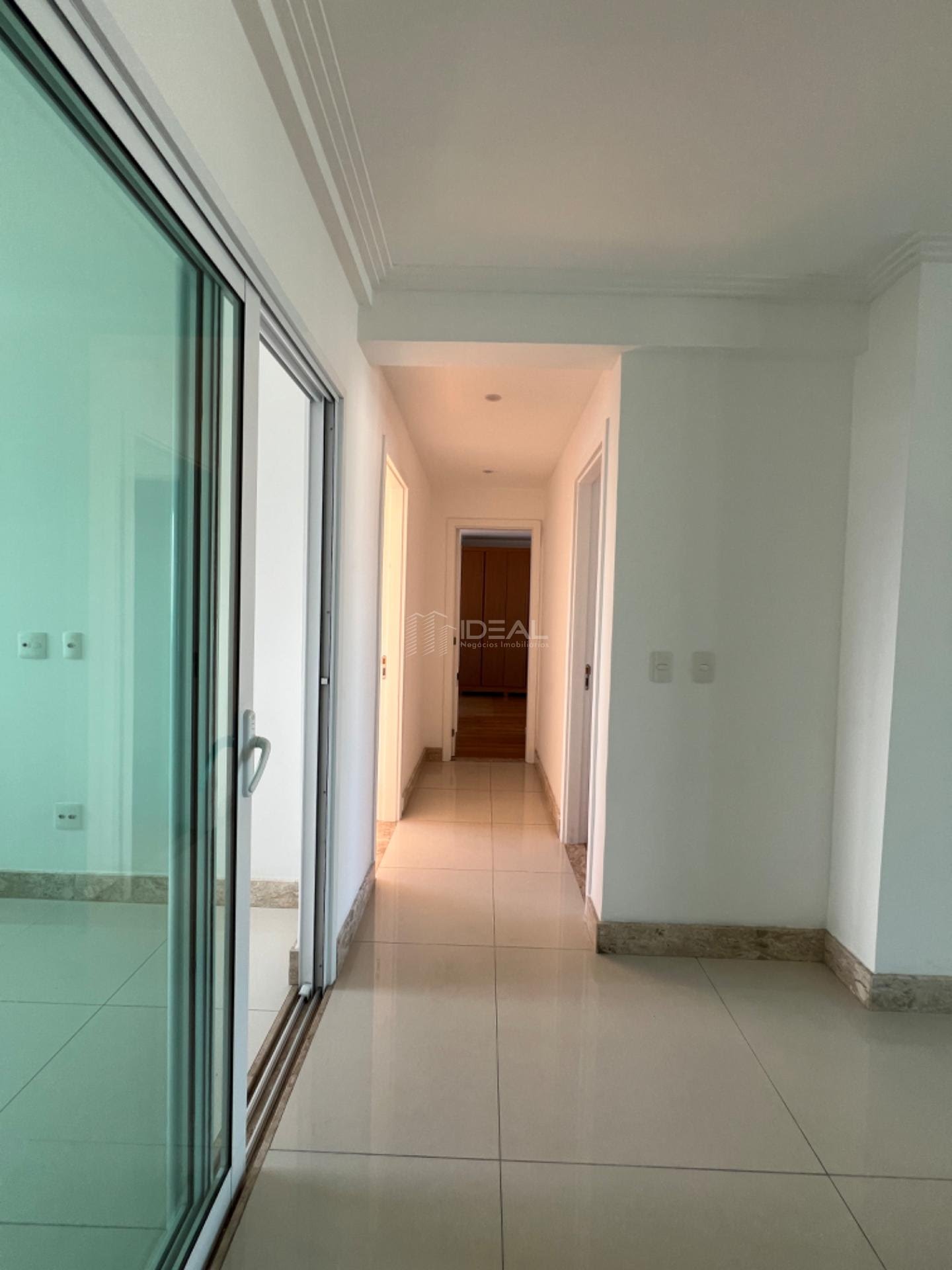 Apartamento à venda com 4 quartos, 3 suítes, 3 vagas e 160m² no Jardim Maria de Queiroz, Campos dos Goytacazes (RJ) — foto 28 de 30