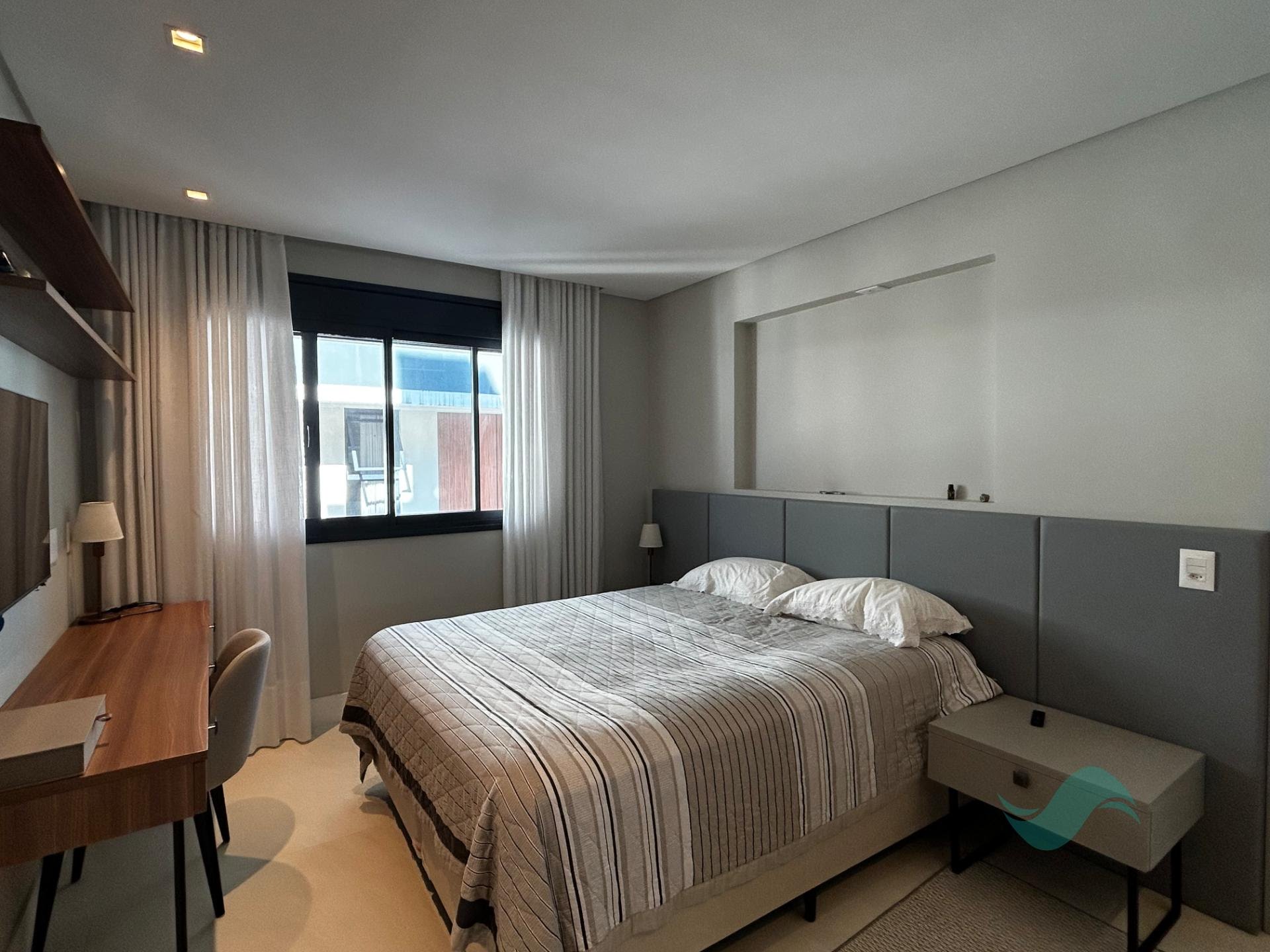 Cobertura à venda com 4 suítes, 3 vagas e 240m² no Jurerê, Florianópolis (SC) — foto 30 de 30