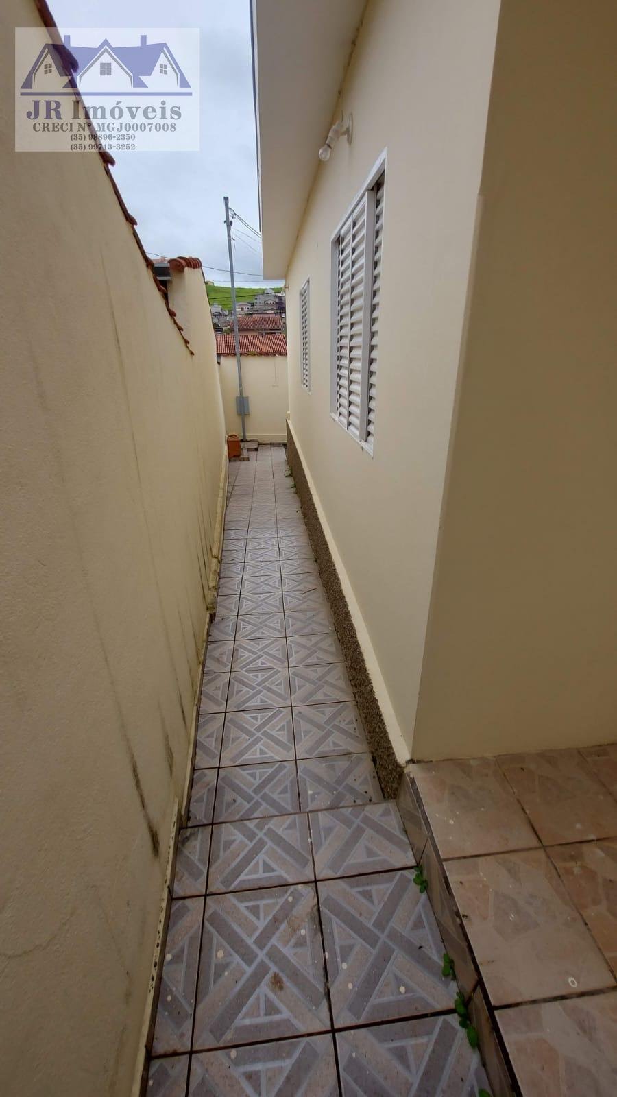 Casa à venda com 4 quartos, 2 banheiros e 2 vagas no Medicina, Itajubá (MG) — foto 13 de 16