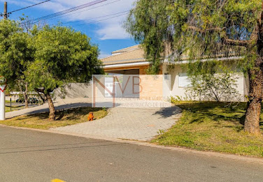 Luxuosa casa no Condomínio em Haras Pindorama - R$ 1.990.000