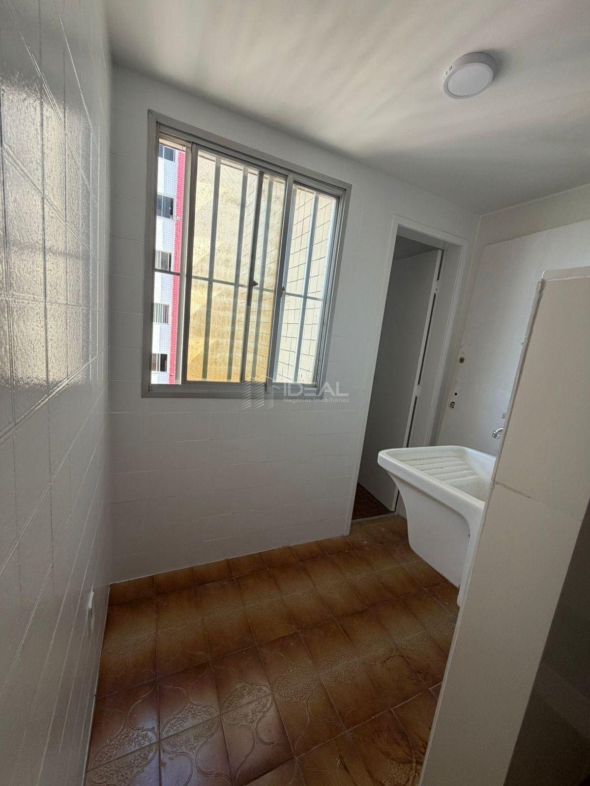 Apartamento à venda com 2 quartos, 1 banheiro, 1 vaga e 70m² no Centro, Campos dos Goytacazes (RJ) — foto 7 de 16