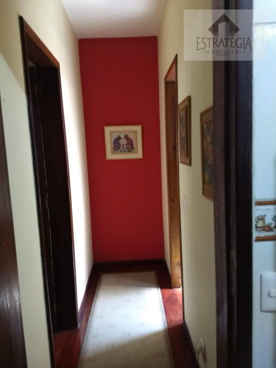Casa à venda com 4 quartos, 1 suíte, 5 vagas e 280m² no Itaipava, Petrópolis (RJ) — foto 8 de 21