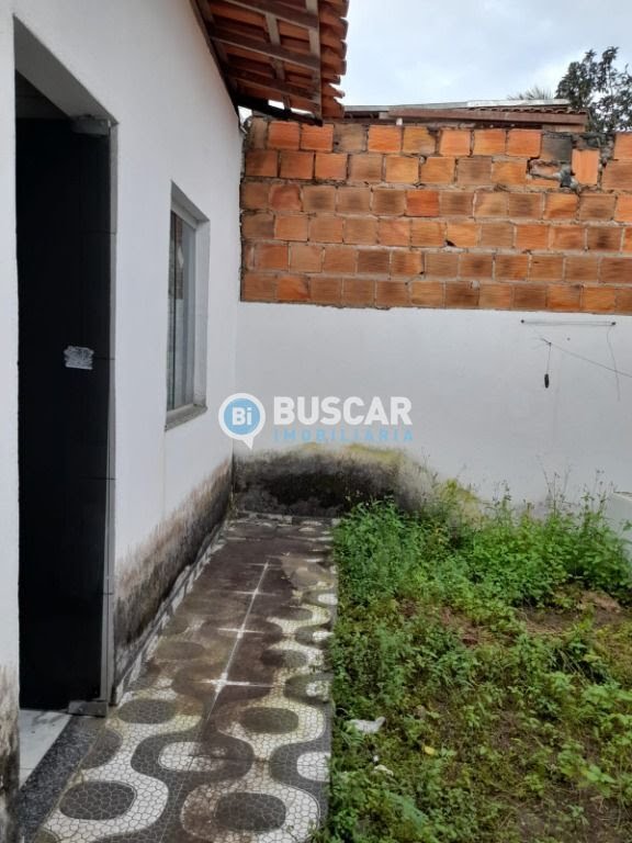 Casa à venda com 2 quartos, 1 banheiro, 1 vaga e 101m² no Tomba, Feira de Santana (BA) — foto 9 de 13