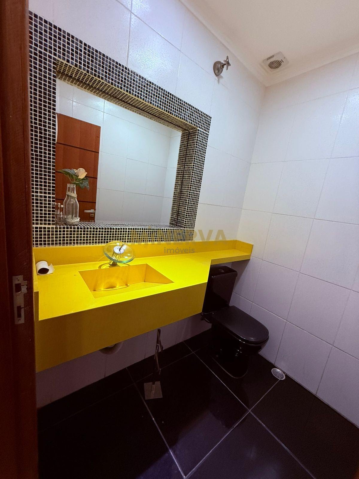 Casa à venda com 3 quartos, 1 suíte, 2 vagas e 240m² no Macedo, Guarulhos (SP) — foto 9 de 26