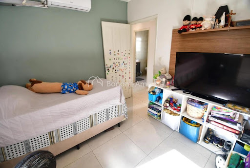 Casa, 3 quartos, 240 m² - Foto 10