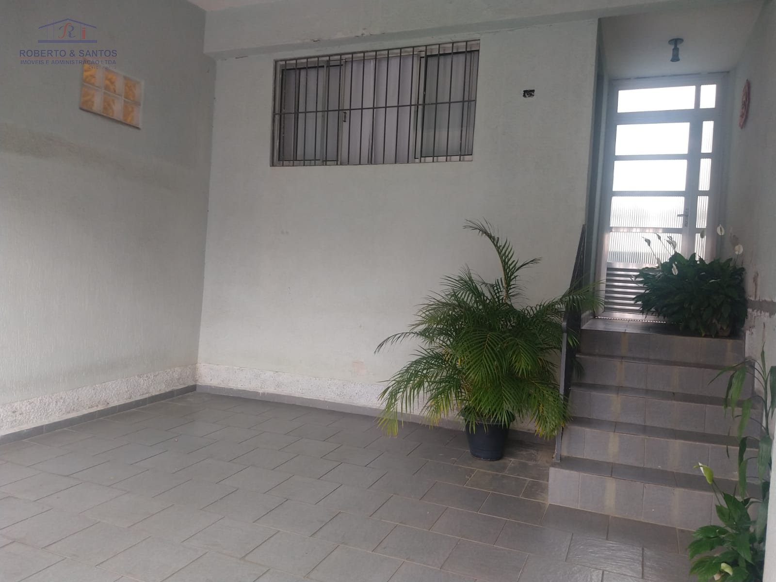Garagem, outra vista