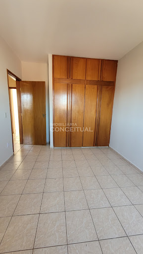Quarto 2 - Armário