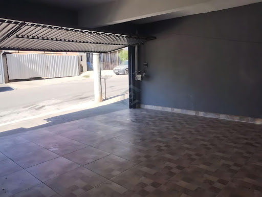 Casa à venda em Cajuru do Sul, Sorocaba | 3 dorms, 137m²