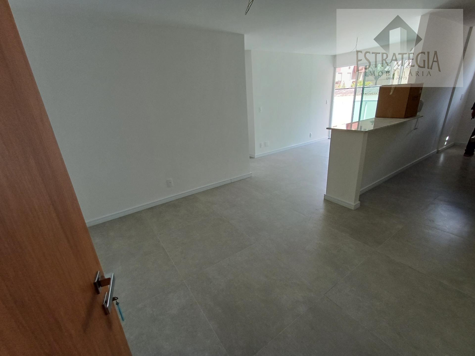 Apartamento para alugar com 2 quartos, 1 suíte, 1 vaga e 68m² no Retiro, Petrópolis (RJ) — foto 2 de 16