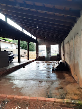 Casa em Vila Jardim  -  Adamantina