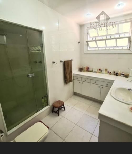 Casa à venda com 5 quartos, 1 suíte, 5 vagas e 600m² no Valparaíso, Petrópolis (RJ) — foto 9 de 15